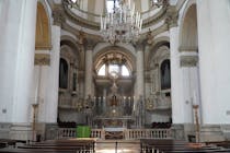 Explore the Chiesa dei Santi Geremia e Lucia - Santuario di Lucia