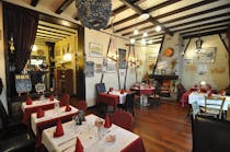 Have some family time in Bistrot Montsouris