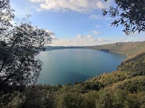 Hike through ancient woods and enjoy stunning lake views in Sentiero del Diavolo