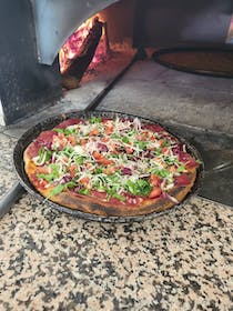 Indulge in authentic pizzas at Pizzeria da Natale