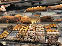 Enjoy delicious treats at Bar Pasticceria Bagnoli