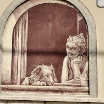 Explore the artistic walls of Casoli