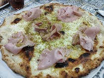 Enjoy delicious pizza at Flaminio