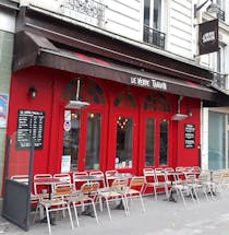 Have a drink in le verre Taquin