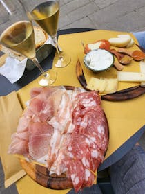 Indulge in Tuscan delights at La Taverna di Re Artù