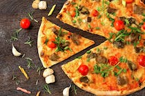 Enjoy delicious pizza at New Castle Pizzeria