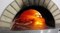 Dine at Pizzeria Il Mirto Forno A Legna