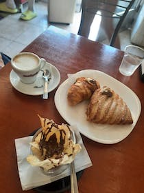 Enjoy Puglia-style food at Bar Levante