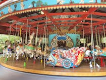 Stroll through Manhattan's backyard