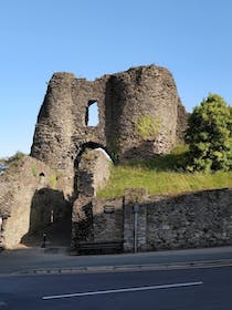 Explore Launceston Castle