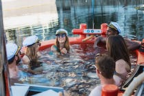Relax in a Skuna Hot Tub & BBQ Boats on London's Waterways
