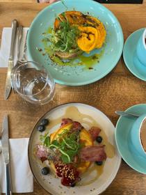Indulge in Piptree's irresistible coffee and scrumptious breakfasts