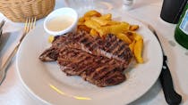 Enjoy the steak at La Chope Saint Fargeau