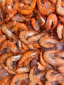 Sample the prawn dishes at Janela da Serra