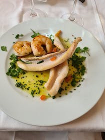 Try fresh seafood from Brittany at Marius