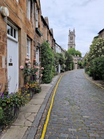 Explore the charming Circus Lane