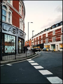 Admire the interior design stores on Fulham Road