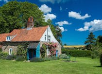 Explore Hindringham Hall Gardens