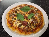 Try the pizzas at Little Venice Pizzeria