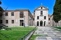 Visie the historical Royal Monastery of the Incarnation