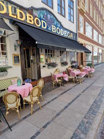 Experience Danish food culture at Toldbod Bodega