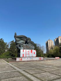 See the iconic monument in Ernst-Thälmann Park