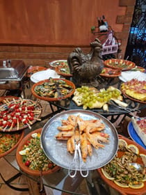 Enjoy a feast at Restaurante A Casa do Avô