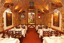 Eat at Las Cuevas de Luis Candelas