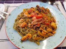 Dine at La Carbonara