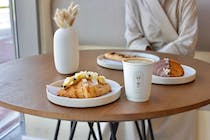 Enjoy a cosy coffee experience at jascaf