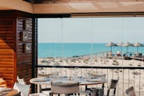 Dine with a sea view at 2 Passos