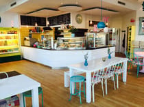 Grab your breakfast bagel at Flamingo Fresh Food Bar