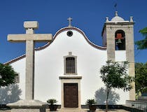 Take a tour of the Church of São Lourenço