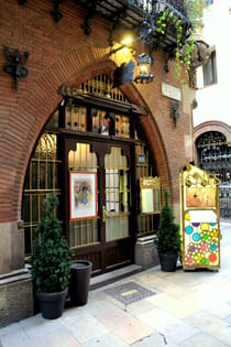 Visit one of the oldest bars in Barcelona at Els 4Gats