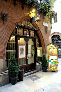 Visit one of the oldest bars in Barcelona at Els 4Gats