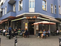 Eat traditional French dishes at 3 Minutes sur Mer