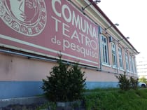 Enjoy a theatre night at Teatro da Comuna