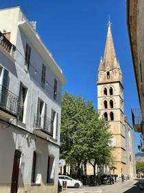 Explore Plaça de l´Església