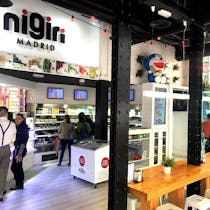 Eat Japanese food at Nigiri Princesa