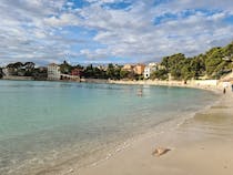 Enjoy the sandy shores of Plage de Renécros