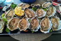 Try the oysters at Plein Sud