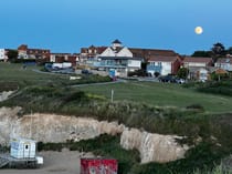 Explore the Natural Beauty of Botany Bay Beach