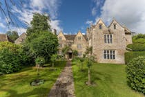 Explore Kelmscott Manor