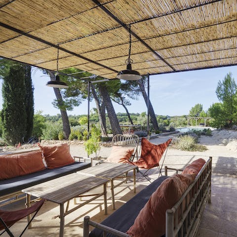 Enjoy al fresco meals