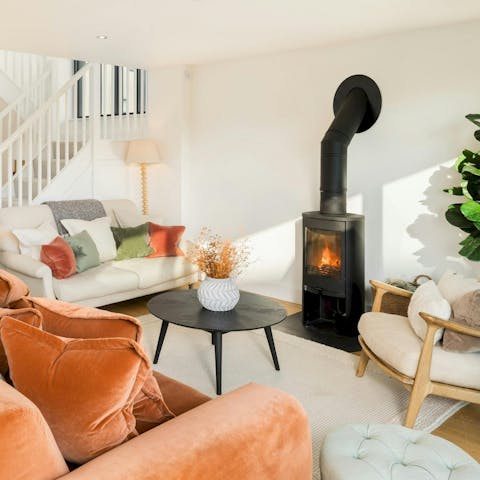 Savour cosy evenings relaxing with drinks by the fire
