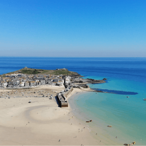 Explore the spectacular Cornish coastline – St Ives is a short drive away