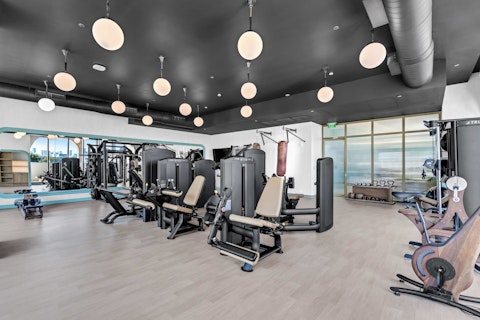 Feel energised after an uplifting workout in the gym