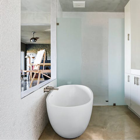 Treat yourself to a pamper session in the freestanding tub