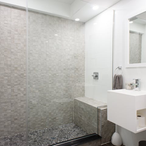 Get mornings off to a relaxing start with a soak in the luxuriously large shower