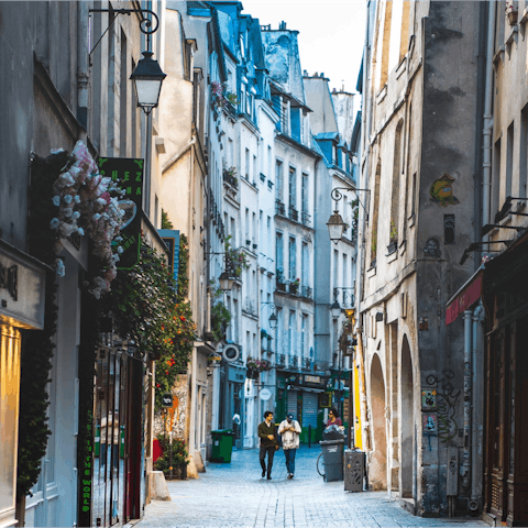 Explore the historic streets of Le Marais – on the doorstep